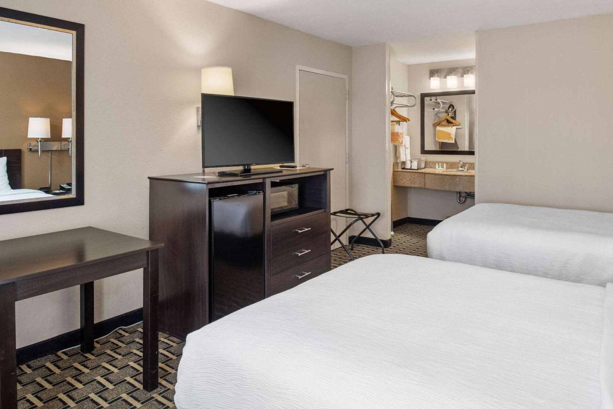 Quality Inn Kingsland Eksteriør billede
