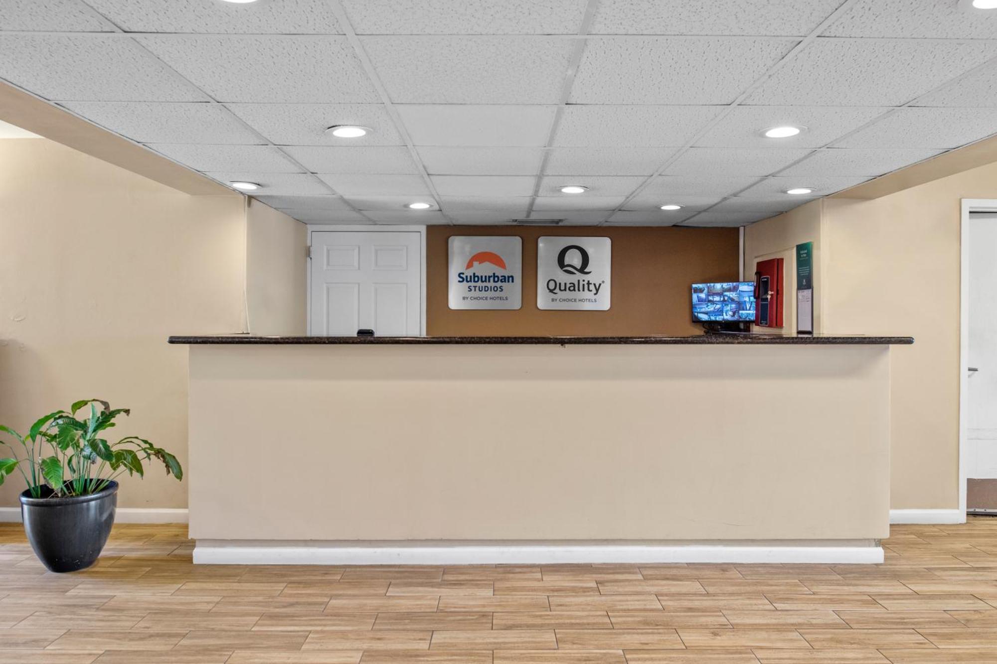 Quality Inn Kingsland Eksteriør billede