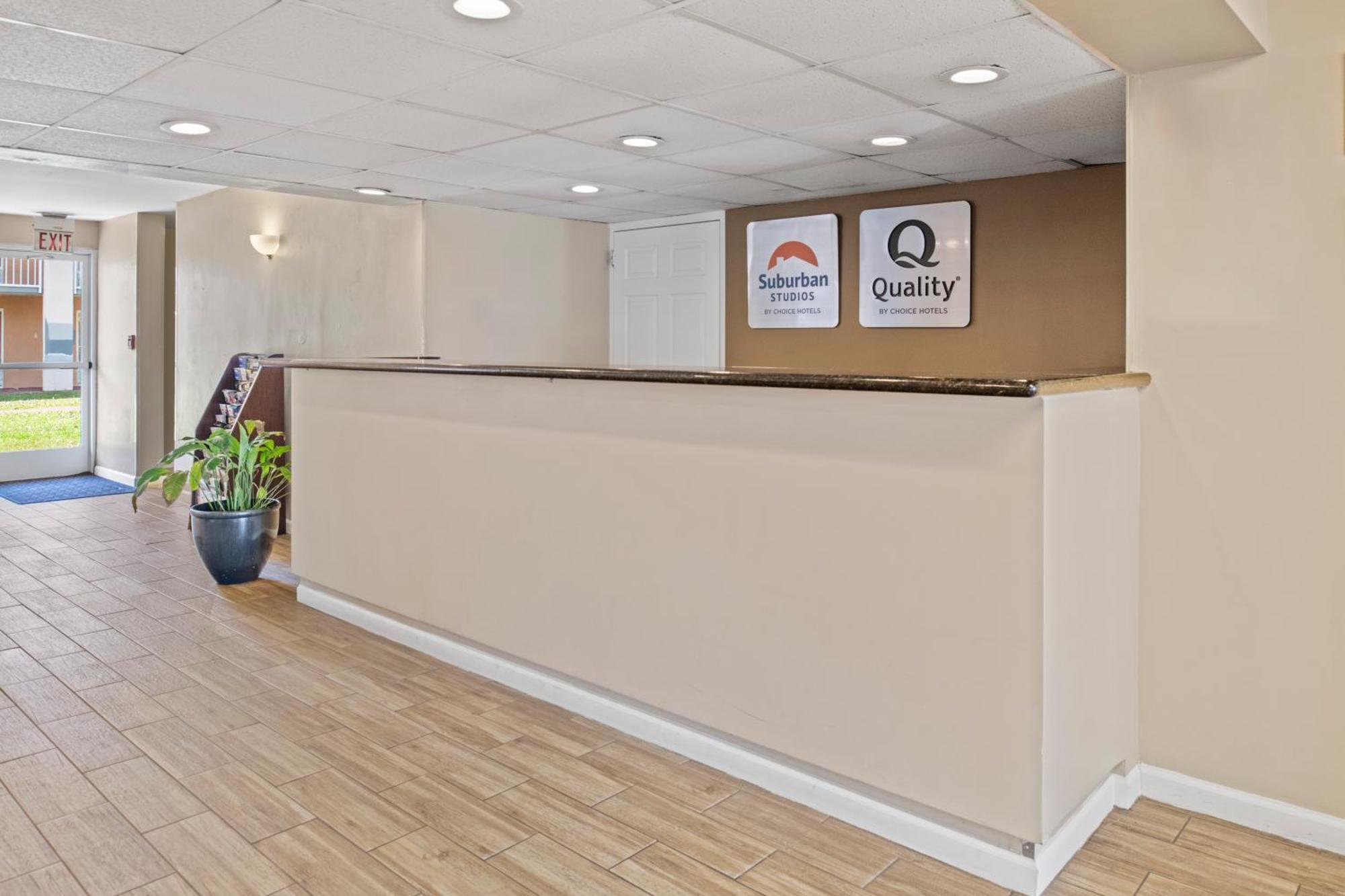 Quality Inn Kingsland Eksteriør billede